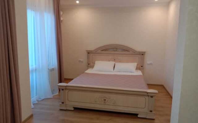 Alzas Guest House
