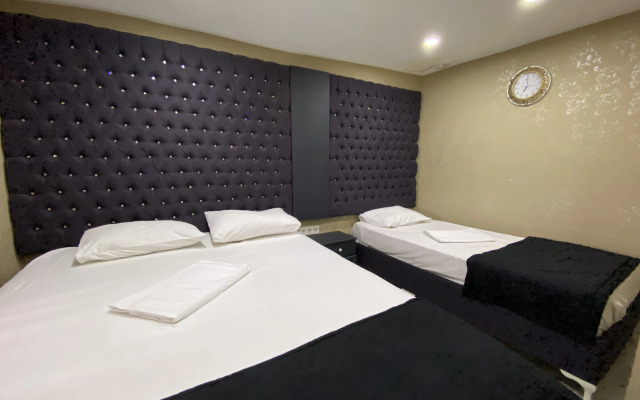 Orange Airport Hotel