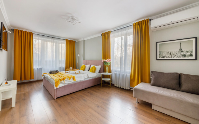 Квартира Яркая 2-ком квартира возле метро Багратионовская