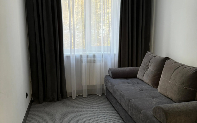 Hotel Less