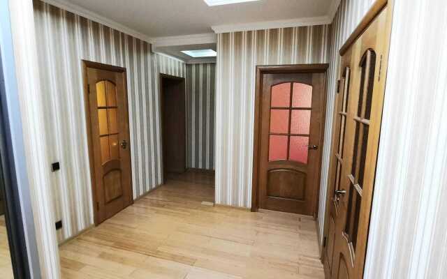 Baymukanova 84 Apartments