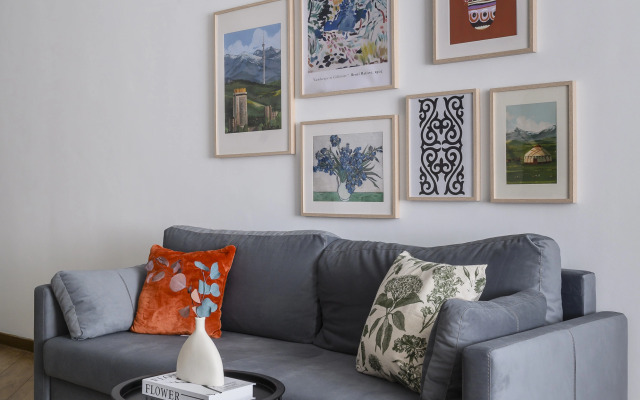 Arbat, Zolotoy Kvadrat, Istoricheskiy Tsentr Almaty Flat