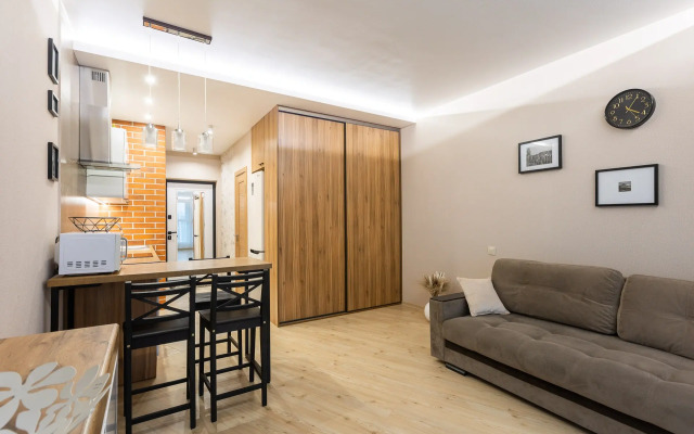 Uyutnaya Studiya V Zhk "minsk Mir" (dom "nitstsa") Apartments
