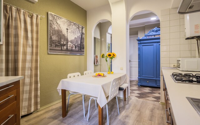 Апартаменты Welcome Home на Адмиралтейской набережной 6