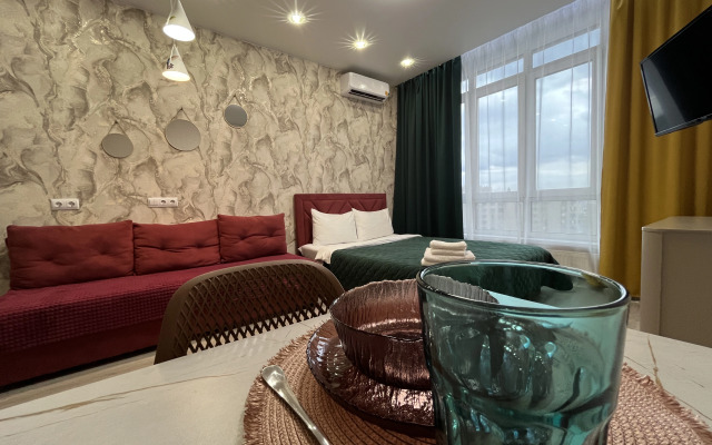 Unique Apart Kolibri ryadom s 8 Kassatsionnym sudom i Znamenskim soborom na Bolshevistskoy 1a Apartment
