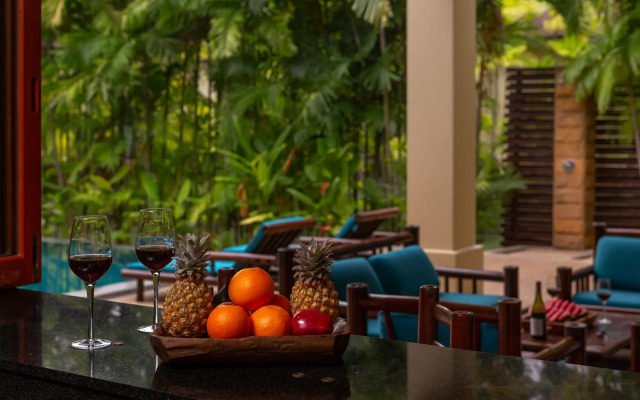 RAAS 3br, Private Pool|Naiharn Beach Villa