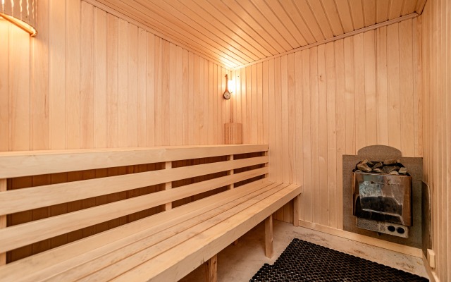 Shikarny Dom V Aprelevke S Basseynom I Saunoy Private house