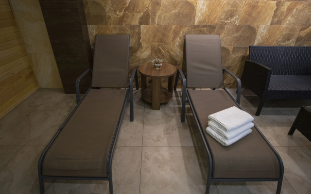 Atmosfera Hotel