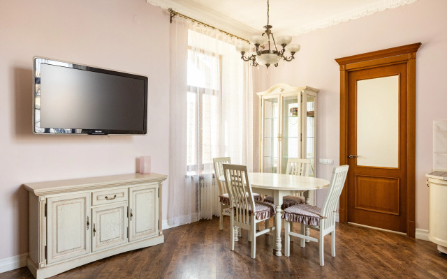 Квартира Невский проспект 3 комнатная 120 м² 3 кровати