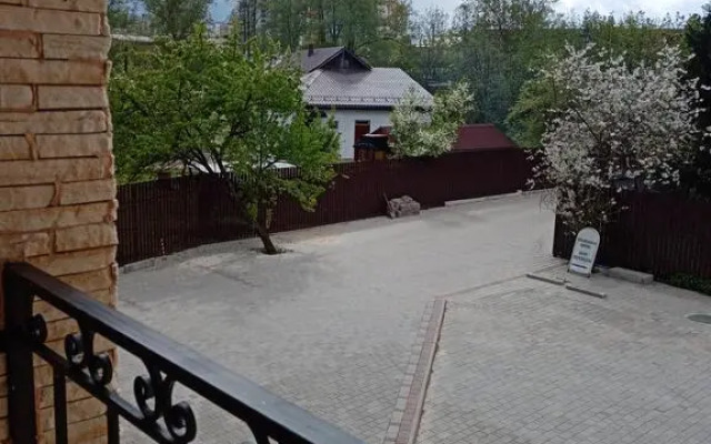Denisa Davyidova Guest House