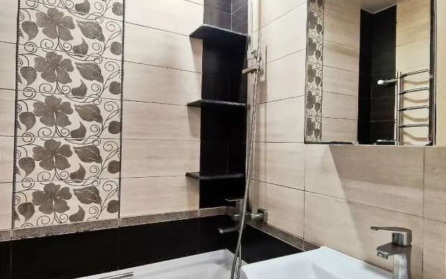 Trekhkomnatnaya Na Yessentukskoy Flat