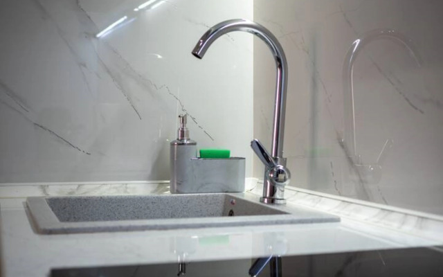 Na Prospekte Al-Farabi 41/3 Blok 3 Apartment