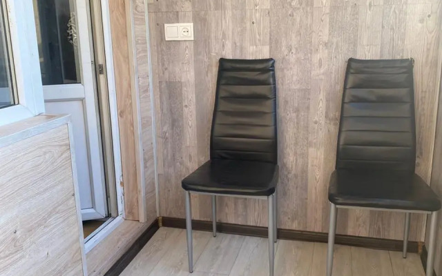 Апартаменты с 2 комнатами в Октябрьском районе (КВАРТИРА51)