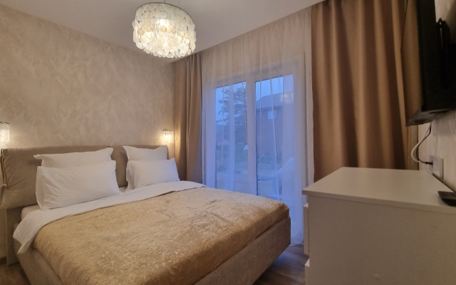 Yezhik Private House