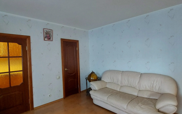 Bolshaya Kvartira S Saunoy Flat