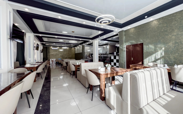 Grant Hotel