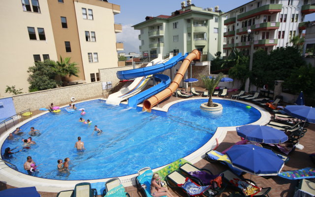 Almera Park Apart Hotel