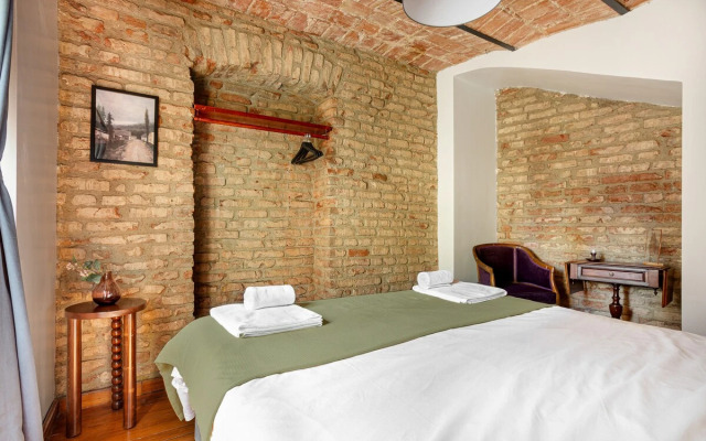 Апартаменты Steps to Galata Tower