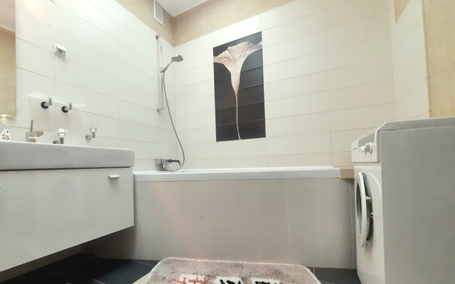 Апартаменты НА ПОБЕРЕЖЬЕ У ОЗЕРА РЯДОМ С МОРЕМ