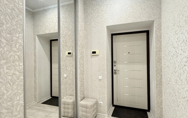 Квартира с дизайнерским ремонтом и красивым видом на город