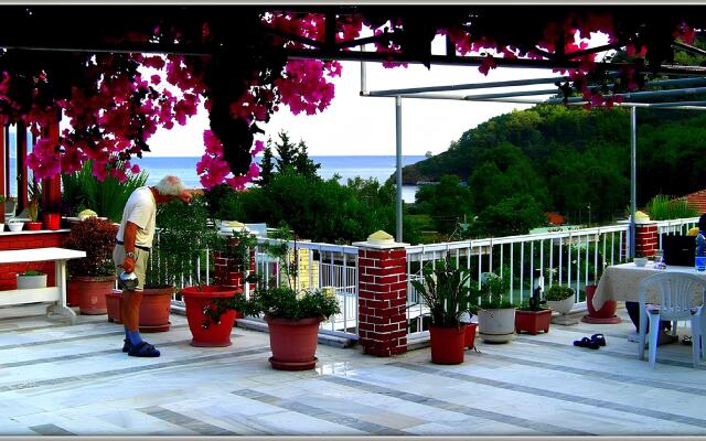 Bed&Breakfast Akdeniz Pansiyon