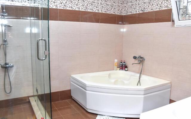 Sofiya Gruziya Kutaisi Ul, Zugdidskaya 17 Guest House