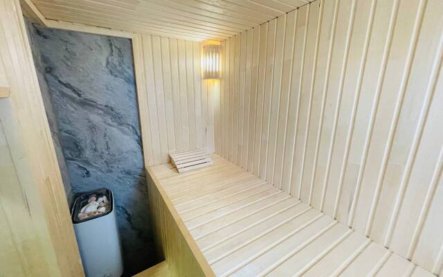 Частный дом Apartburo Grey House