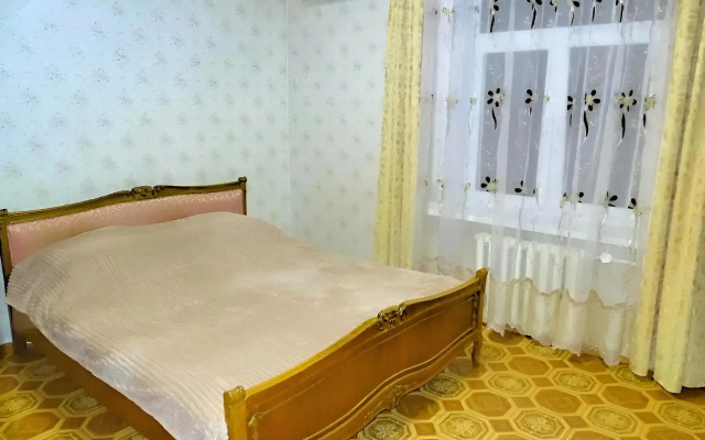 Квартира 2-x Кoмнатнaя в Центpе Гoрoда