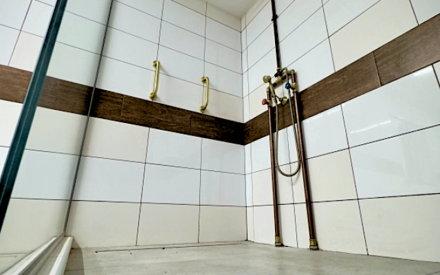 De Balzak Apartments