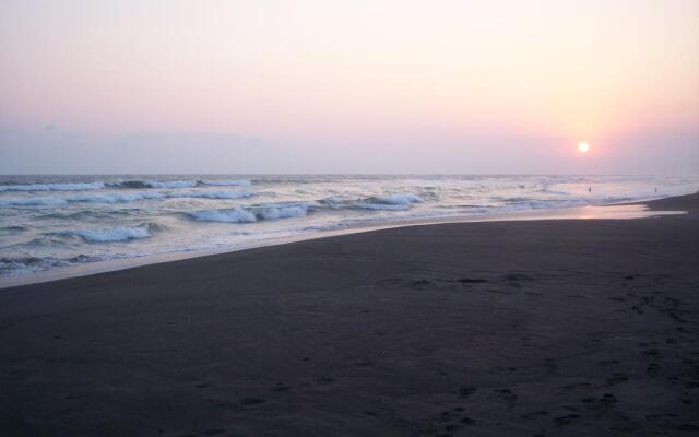 Отель Oasis Cuyutlán by Rotamundos