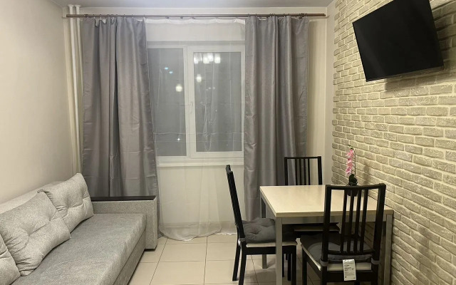 Trekhkomnatnaya Na Pritomskom Prospekte 3A Flat