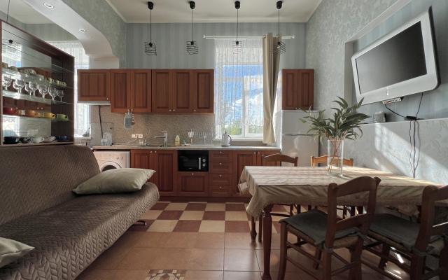 Квартира Ильинская 77/19