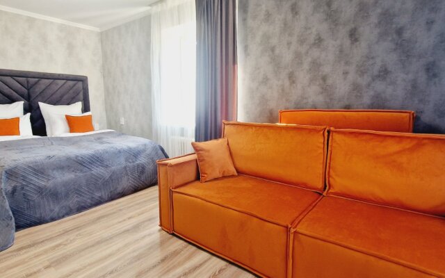 Dvuhkomnatnye v Centre, CHernyahovskogo 20, Kolibri#20 Apartments