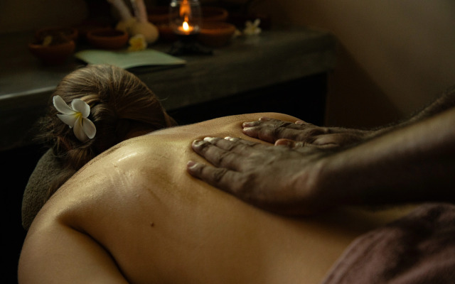 Mayurana by Edwards Collection Villa