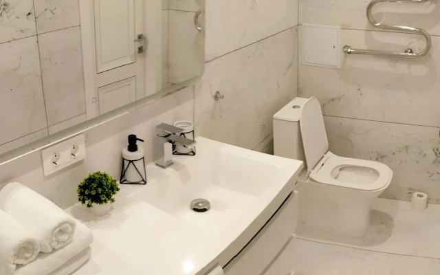 Nedaleko ot Tsentra Sochi na 4 Chelovek Flat