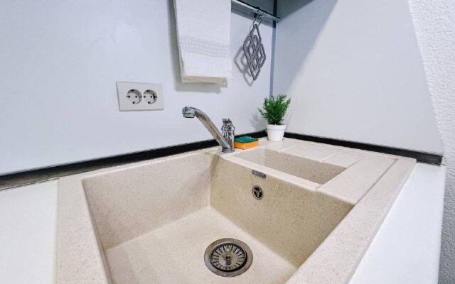 Апартаменты Уютные в Самом Центре Города Aparts.