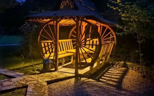 Co Svoim Bannym Kompleksom I Baccejnom Private House