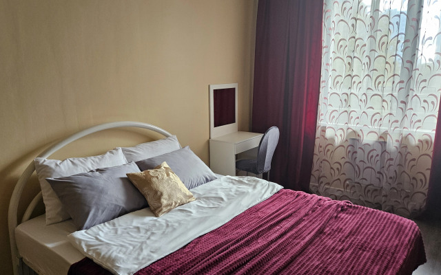 Апартаменты Просторная 2-комнатная в центре Екатеринбурга