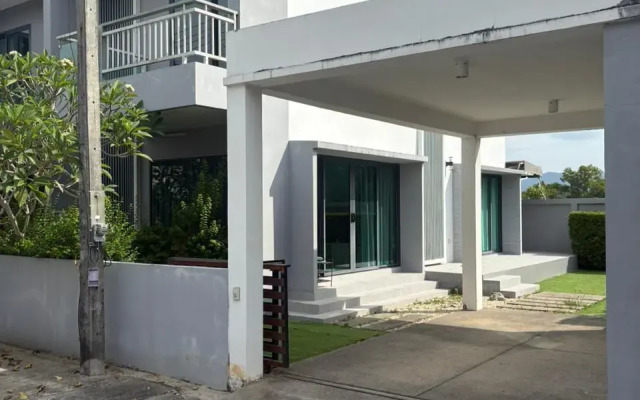 Taunkhaus V Rayone Bang-Tao Private House