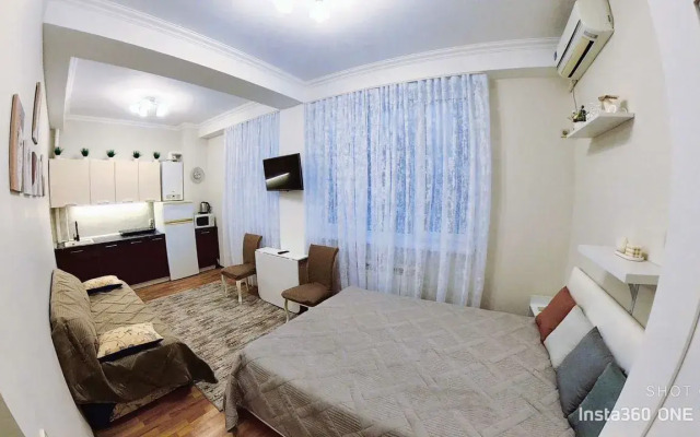 Na Volzhskoy Ulitse 85A Apartments