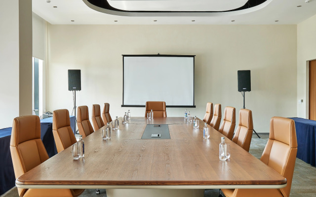 Aden Hotel & Business Centre Minsk (airport)