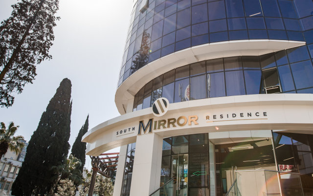 Mirror Residence Отель