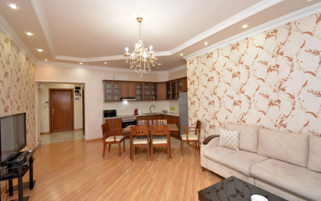 3-komn. v tsentre goroda na Severnom prospekte Flat HH550