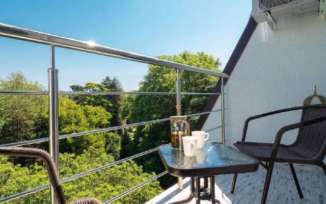 More Rooms V ZhK Leto apt150 Apartment