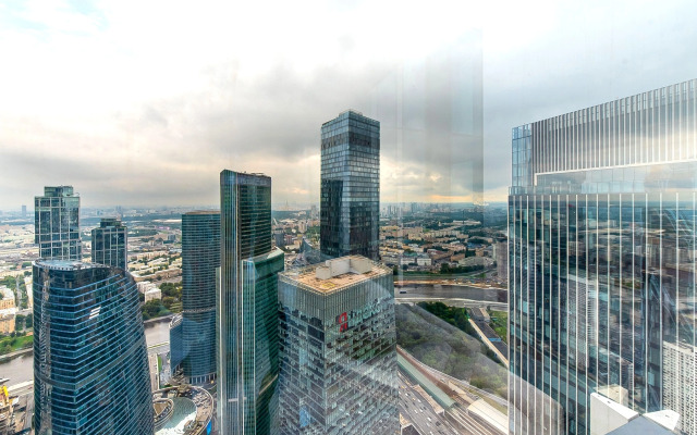 Апартаменты Москва Сити трех комнатные угловой вид