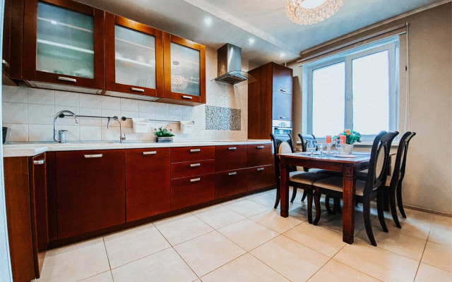 Апартаменты в Центре Засвияжского Района 152