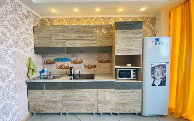 V Novom Elitnom Dome S Sobstvennym Parkovochnym Mestom Flat