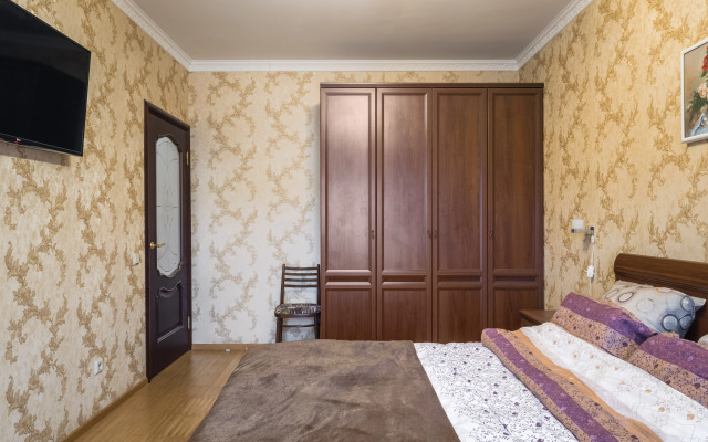 Neoklassika na Vasilyevskom Flat