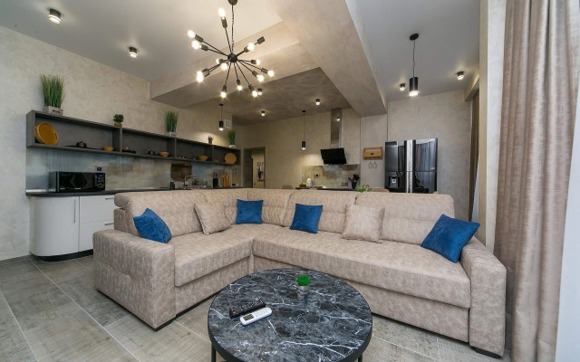 Апартаменты 2 на улице Сенявина 5