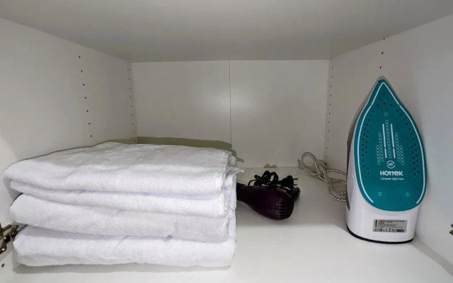 Апартаменты RentHome студия Сияние на Южном шоссе у ТЦ Амбар